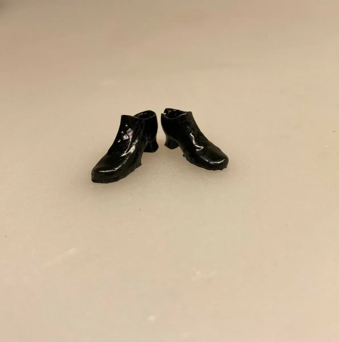Miniature Sorte Damesko - Billede 2